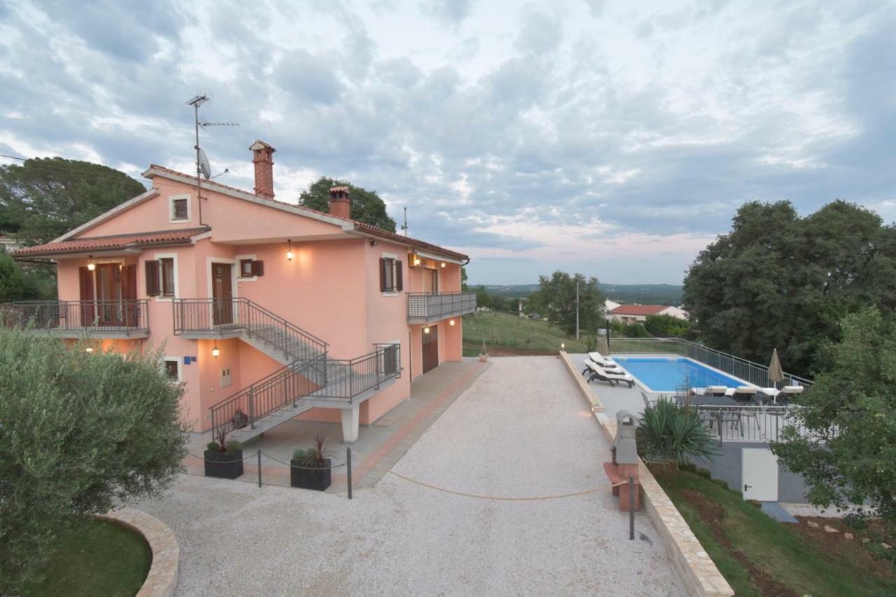 Villa Kuca Legovic Kaštelir Esterno foto