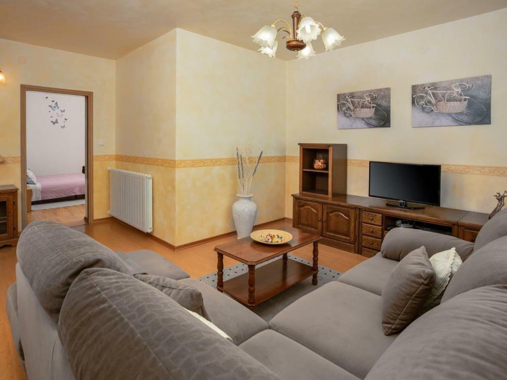 Villa Kuca Legovic Kaštelir Esterno foto